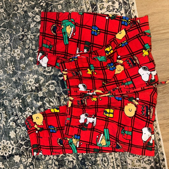 Bundle Red Peanuts Pajamas - Picture 2 of 3